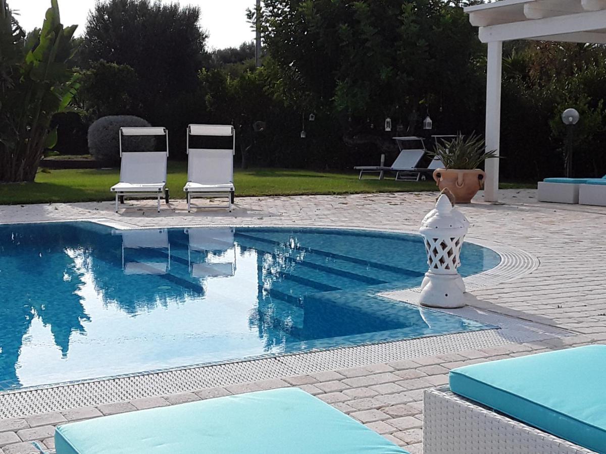 Santostefano Holidays Monopoli Exteriör bild